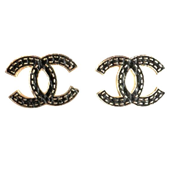 Chanel Gold and Black Textured Interlocking CC Stud Earrings Fall 2023 (CCXX020) - Picture 2 of 6